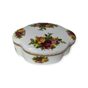 Royal Albert Bone China Old Country Roses Small Lidded Trinket Dish English